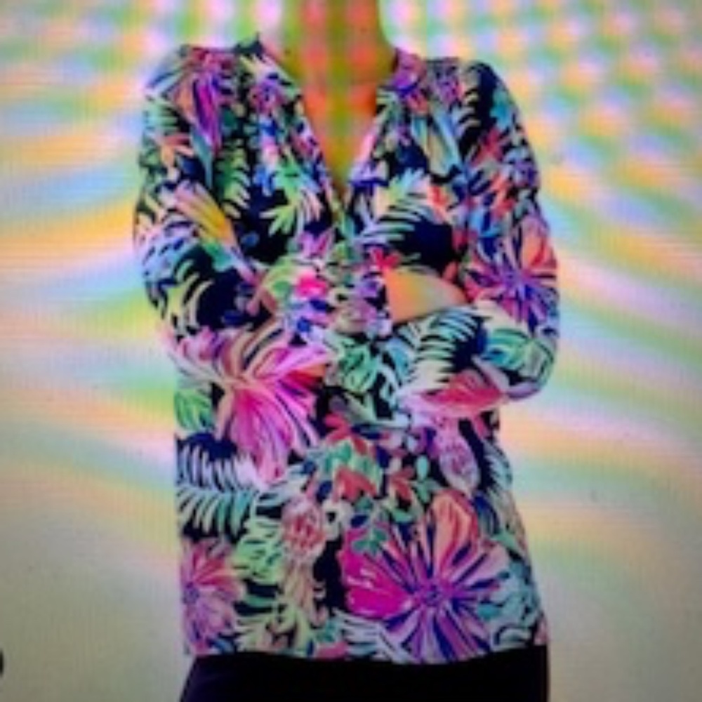 EUC Lilly Pulitzer 100% Silk Multi Garden Getaway Blouse top-Elsa- Medium